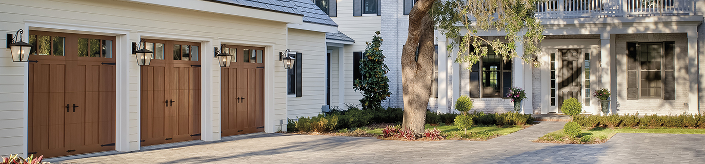 Canyon Ridge® Carriage House (5-Layer) Garage Doors