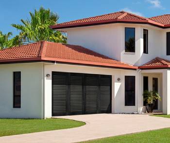 Black Canyon Ridge® Collection Louver Garage Door